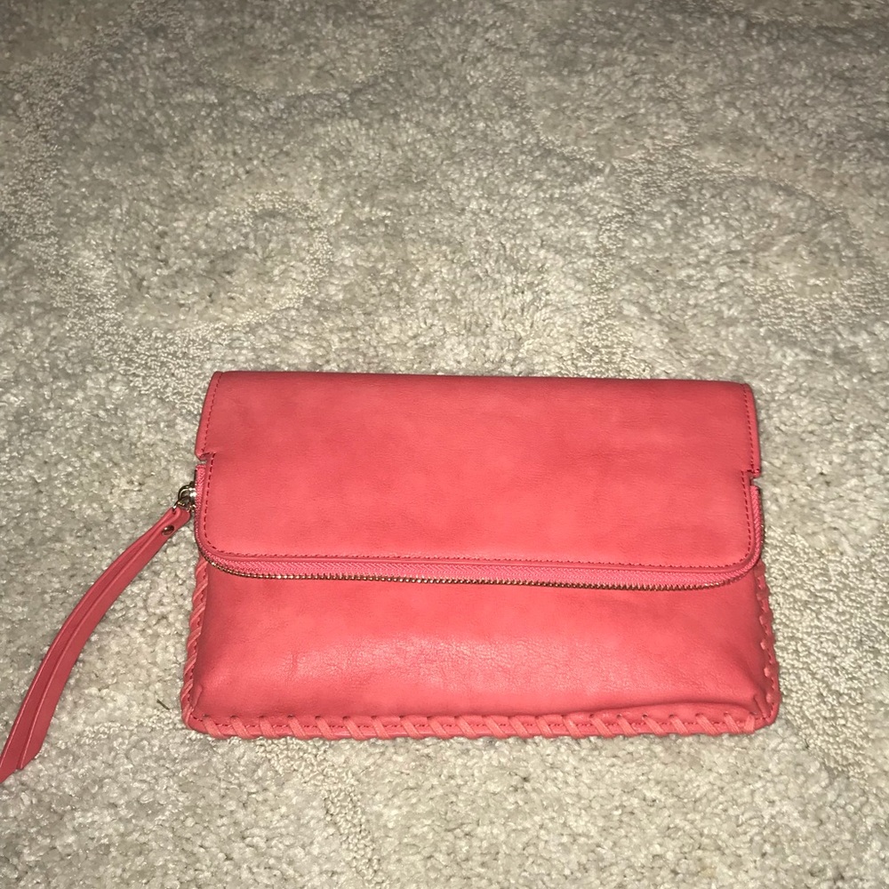 Cross body clutch